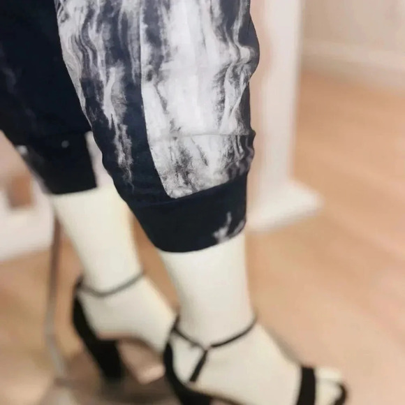 FATE TYE DYE RELAXED FIT JOGGERS WITH ELASTIC WAIST AND POCKETS SIZE M - Picture 10 of 16